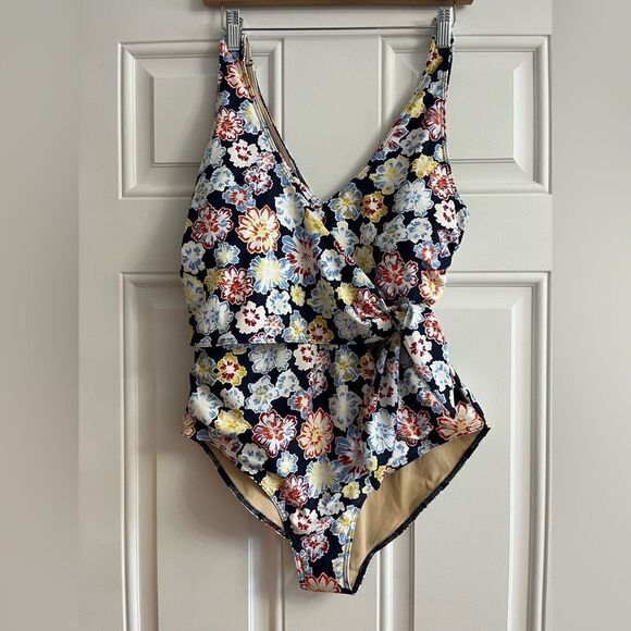 Tanya Taylor Kelly Wrap One-Piece NWT Size 1X - Picture 4 of 11